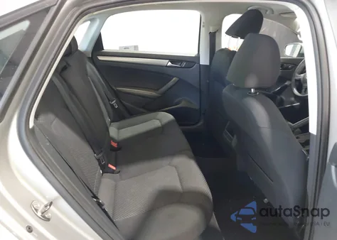 2012 Volkswagen Passat 2.5L S из США, поврежденный, VIN 1VWAP7A30CC079865